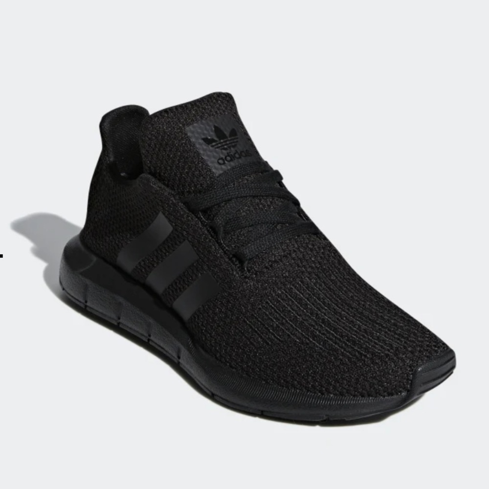 Adidas kids unisex Swift Run shoes - core black